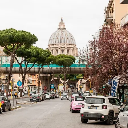 Apartmán Guesthost - Vatican Museums Cozy Flat X4 *