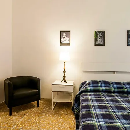 Guesthost - Vatican Museums Cozy Flat X4 Řím